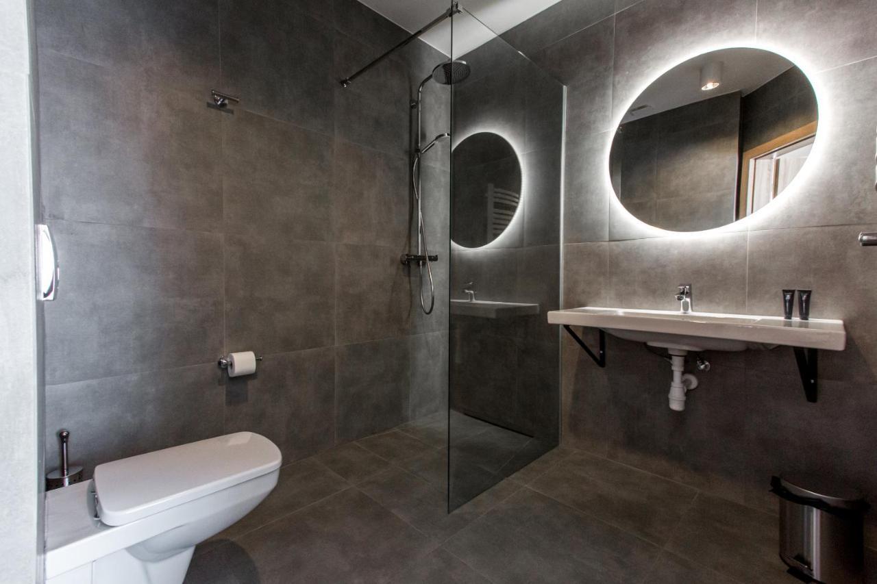 Hotel Zodiak Sucha  Kültér fotó